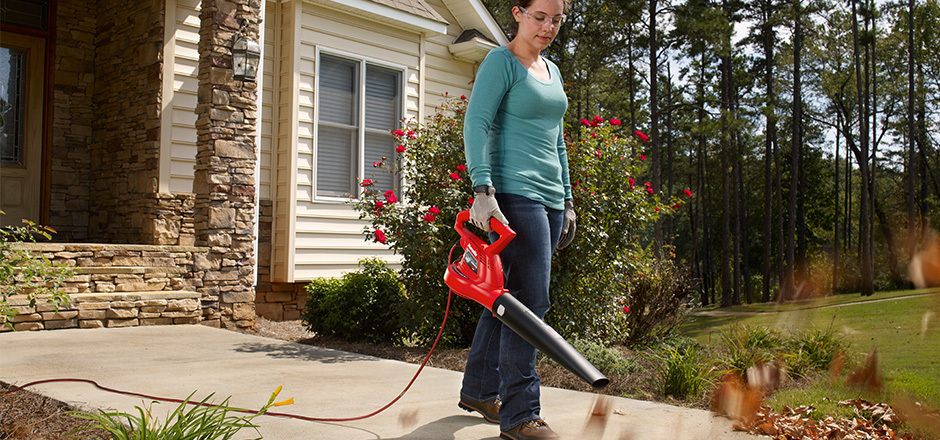 Electric Leaf Blower, 7-Amp