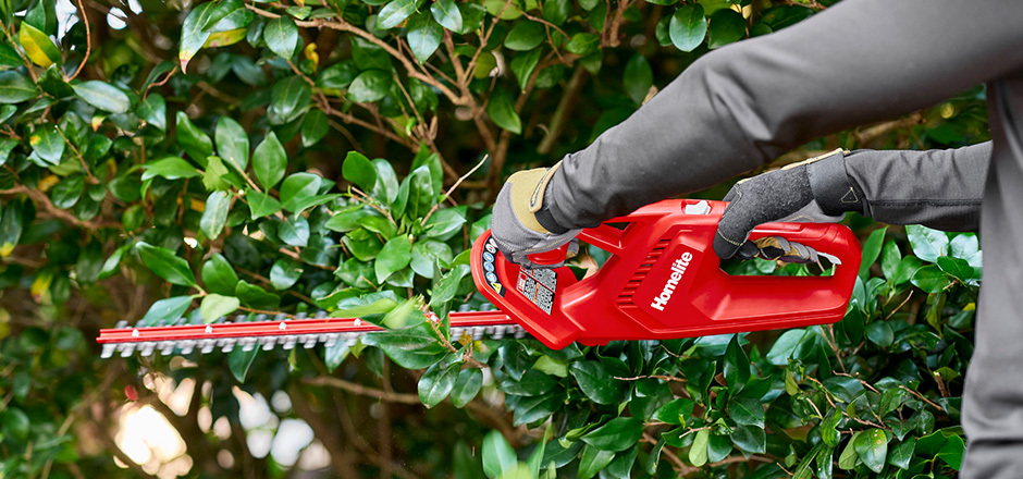 12V 18” Hedge Trimmer